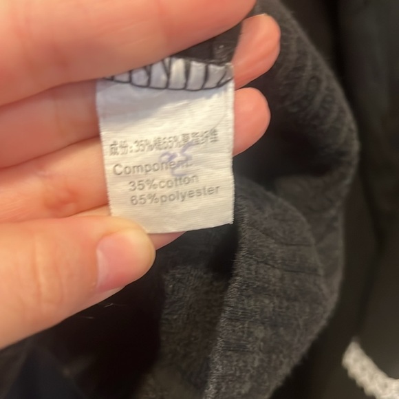 Feminine Black & White Lace-Trimmed Ruffled 2-Piece PJ Set - Picture 9 of 9